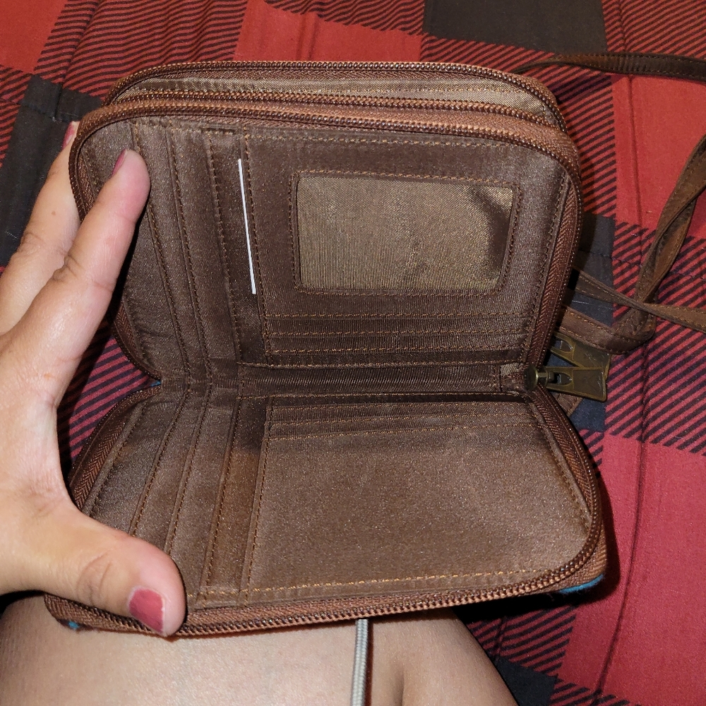 Purse - Picture 2 of 3